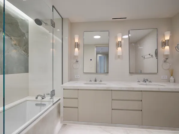 870 5th Avenue image 18 of 27