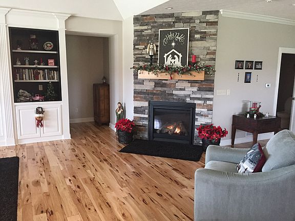 GR and has fireplace