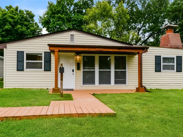 9150 Harold Dr, Saint Louis, MO 63134