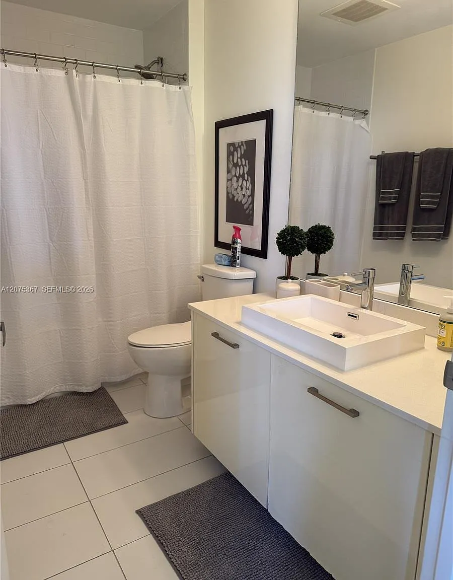 Centro Condo — Photo 4