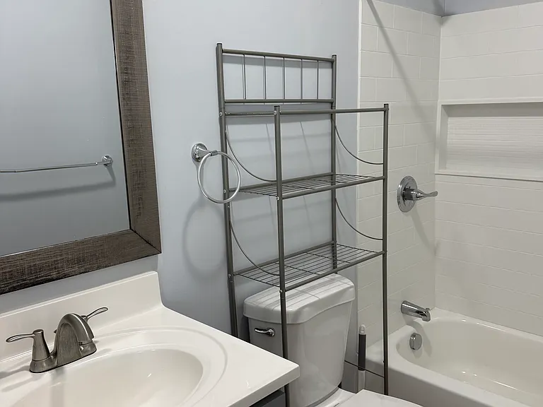 415-417 Main St #2B — Photo 8