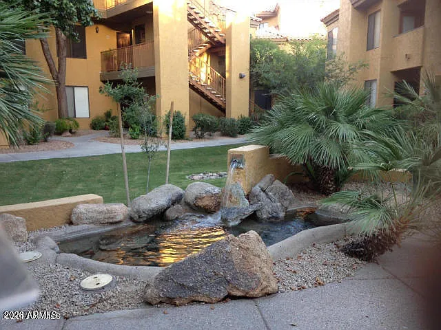 4925 E Desert Cove Ave #219