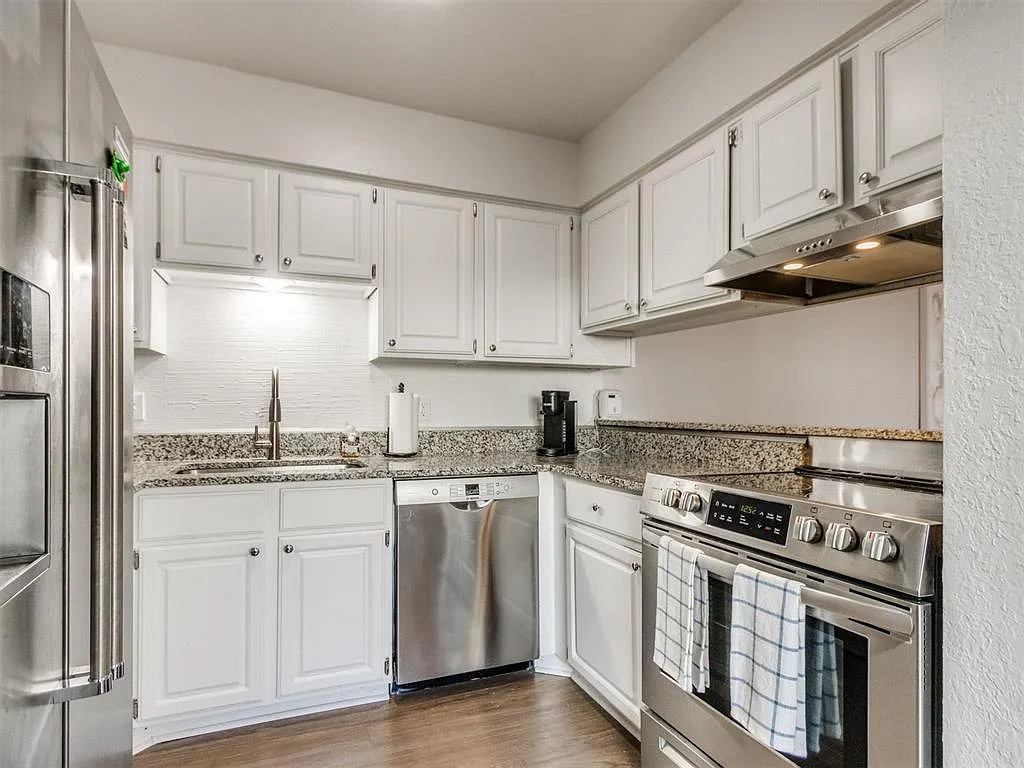 1 bed, $400 — Photo 2