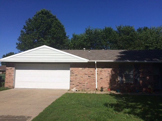 1st image of 905 Westridge Dr