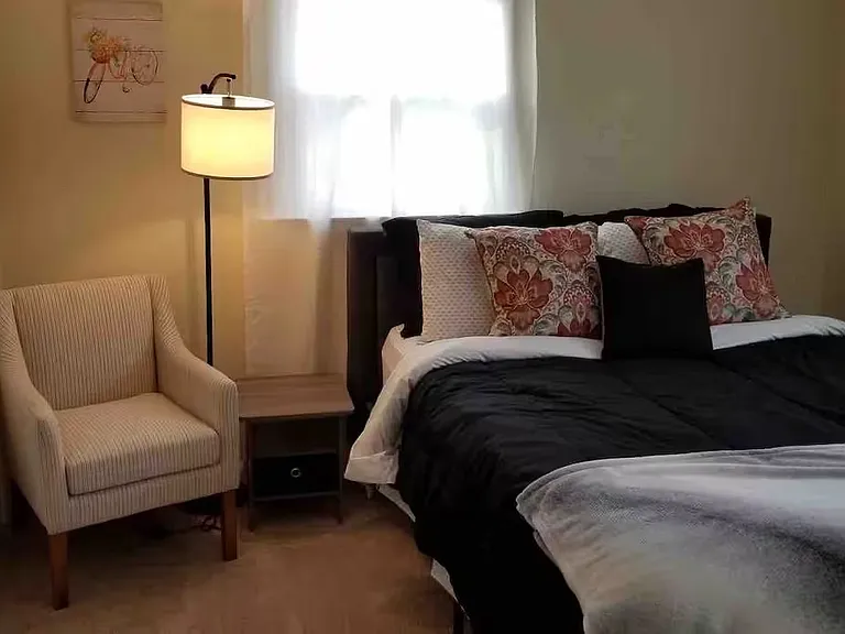 4 Garden Blvd — Photo 13
