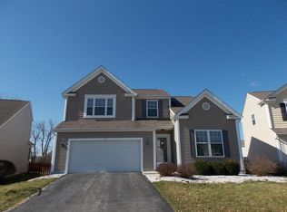 633 Redwood Valley Dr, Blacklick, OH