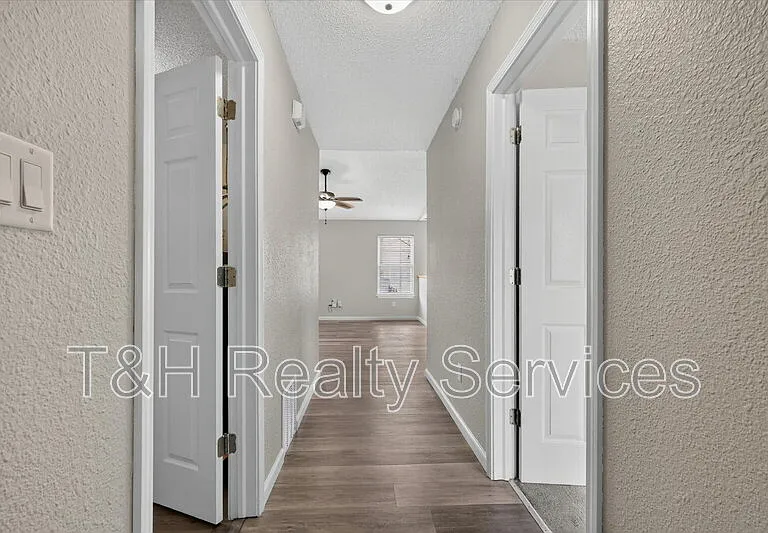 10341 Whitewater Ln — Photo 6