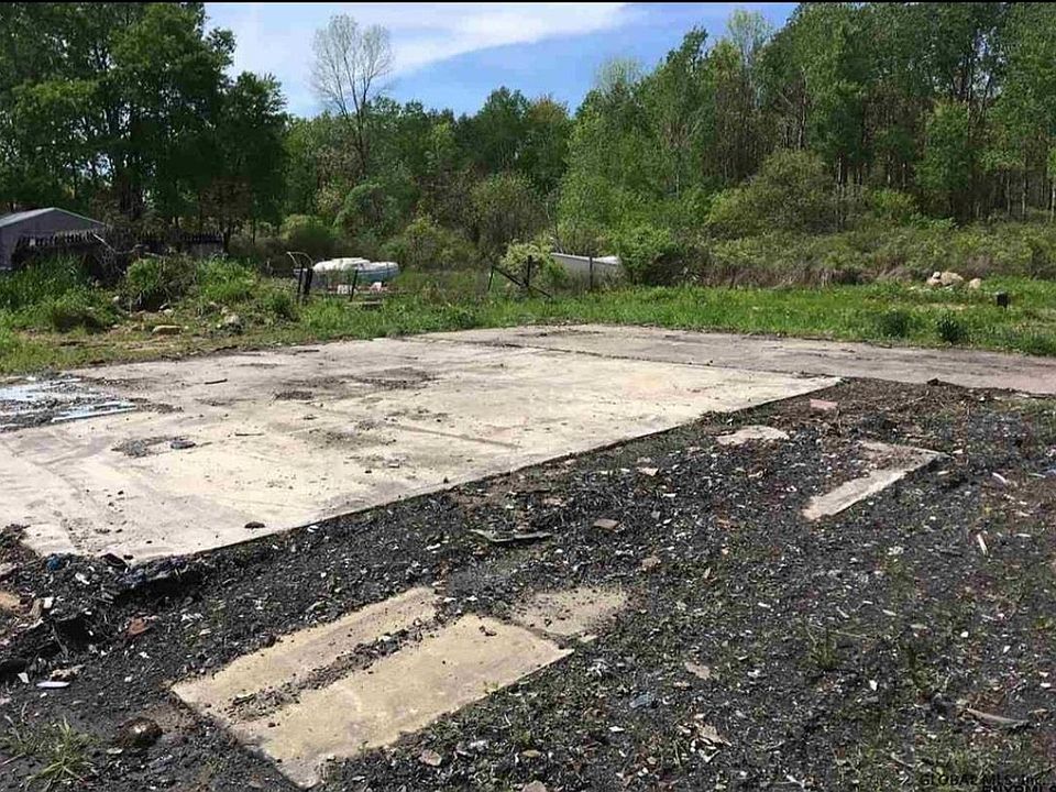 2nd image of 185 Waite Rd