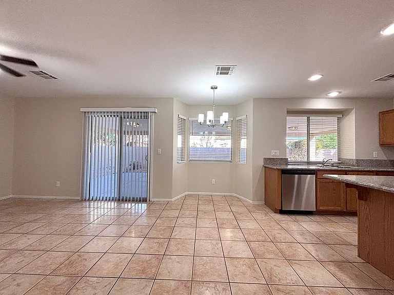 1724 Mexican Poppy St — Photo 21