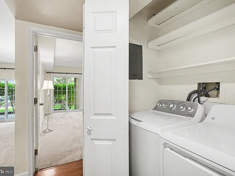 205 Valley Stream Ln #205 — Photo 20