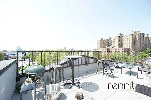 295 Montgomery St #PENTHOUSE Photo 1 295 Montgomery St #PENTHOUSE Photo 1