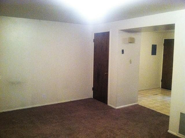2nd image of 1081 S Anne Cir