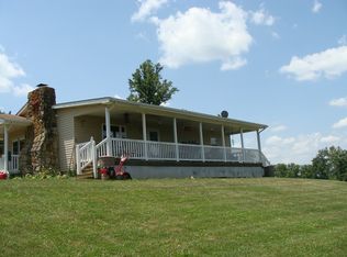 153 Ridgeview Way, Alum Creek, WV 25003