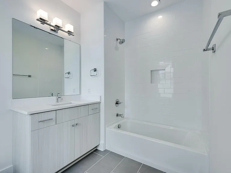660 Hamilton Ave — Photo 7