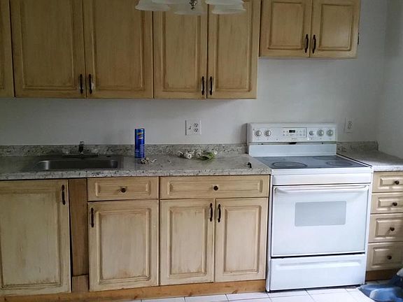 3rd image of 1901 Arwell Ct
