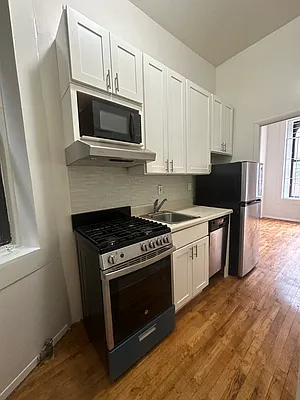 Rented by Peter R. Hungerford, LREB | media 13