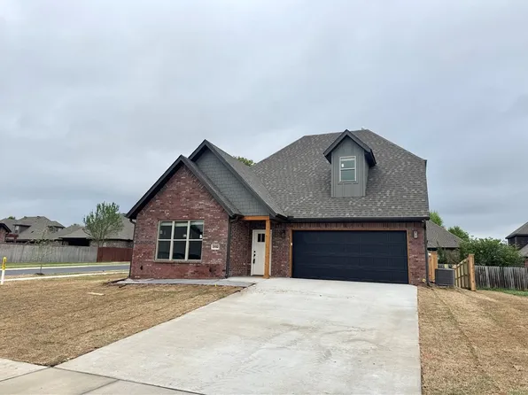 3102 SW Rosemont Ave, Bentonville, AR 72713