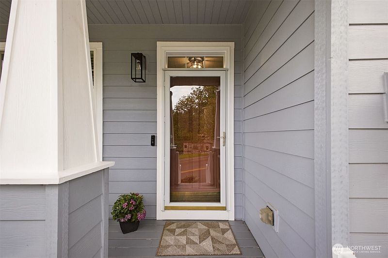 2nd image of 2457 45th Street