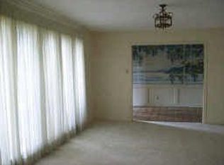 5110 Foresthaven Dr, Houston, TX 77066