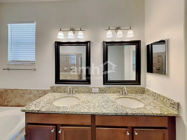 13159 Royal Pines Ave — Photo 11