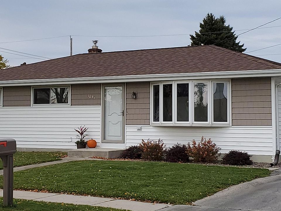 2nd image of 1246 Grand Ave