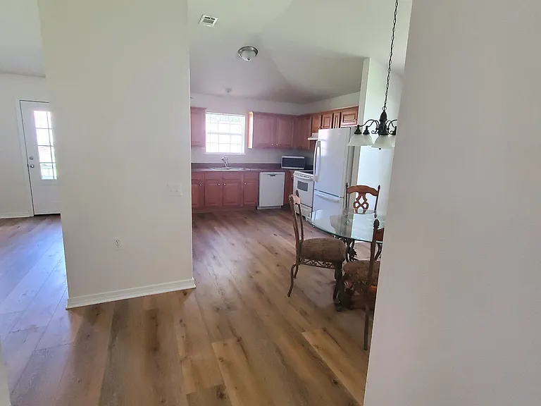 9833 Crestmont Cir — Photo 7