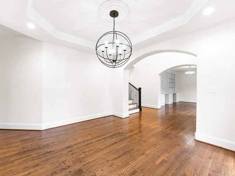 7307 Roseland Ave — Photo 19