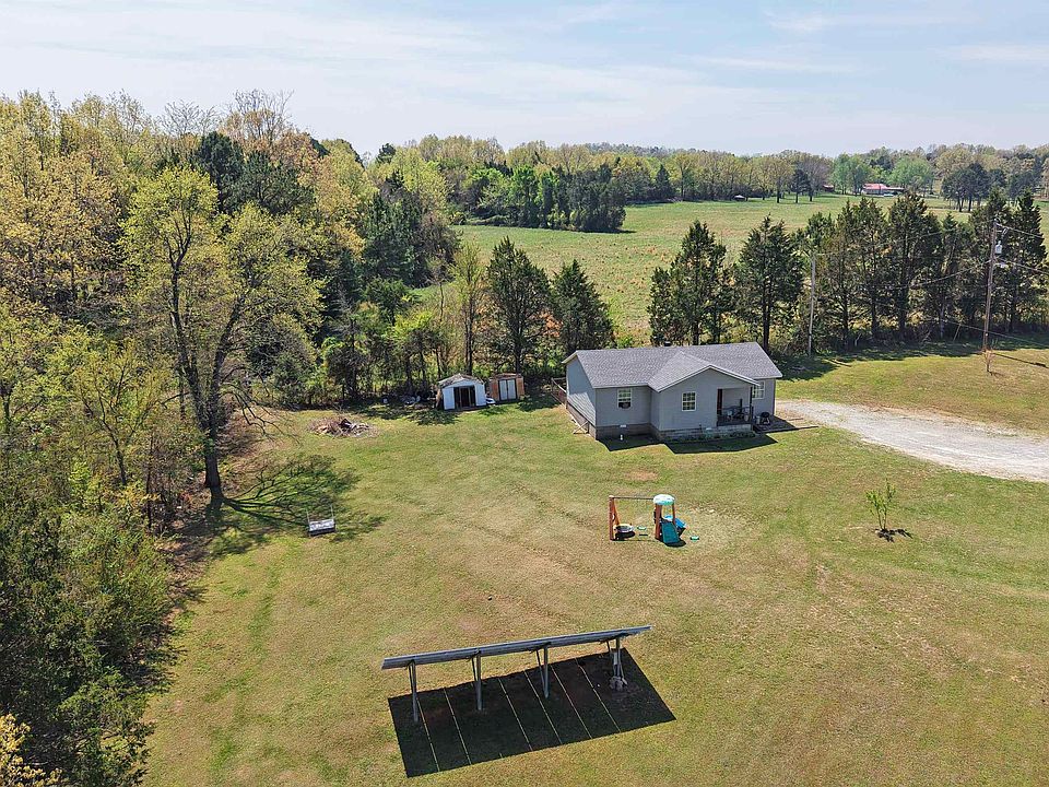 1st image of 142 Apartment Dr