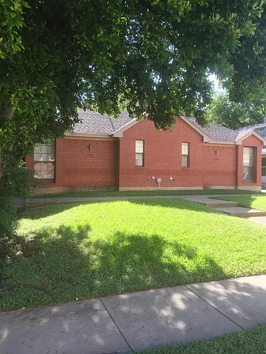 3146 Rogers Ave Photo 1