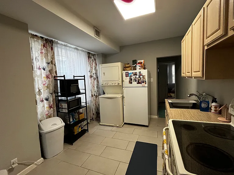 470 Gerhard St #2 — Photo 7