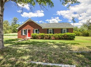 2111 Jenkins Neck Rd, Hayes, VA 23072