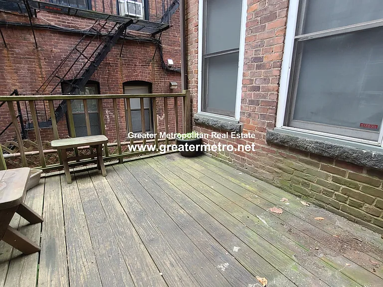 207 Salem St #1A — Photo 12