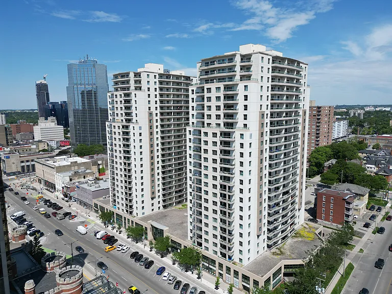 405 Waterloo St — Photo 14