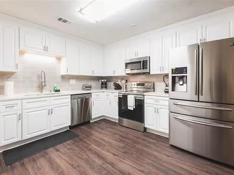 846 Park Pl NE — Photo 133