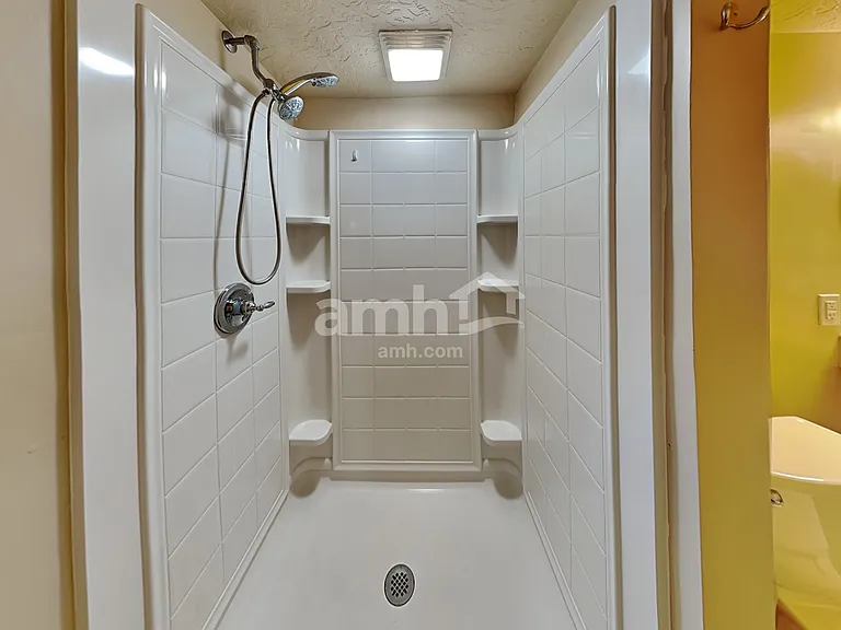 8043 S Bury Rd — Photo 15