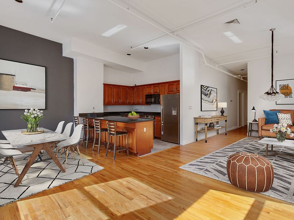 1st image of 84 W Broadway APT 5S
