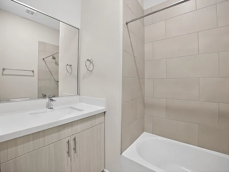 619 Thornton Oaks Ln — Photo 21