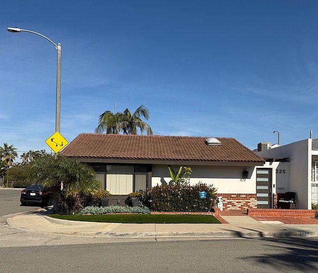 1st image of 225 Clipper Way