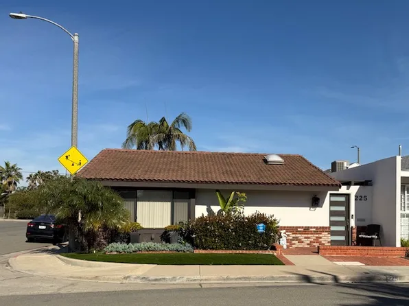 225 Clipper Way, Seal Beach, CA 90740