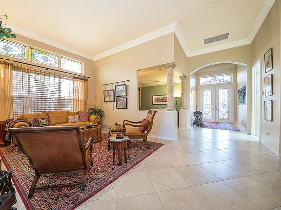 4th image of 7113 Vesuvio Pl