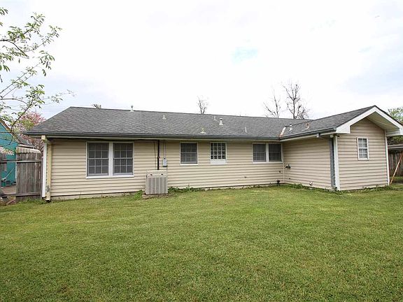 2nd image of 500 Cherry St #0