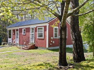 7 Roosevelt St, Springvale, ME 04083