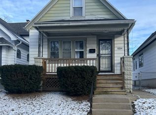 3214 North 11th STREET, Milwaukee, WI 53206