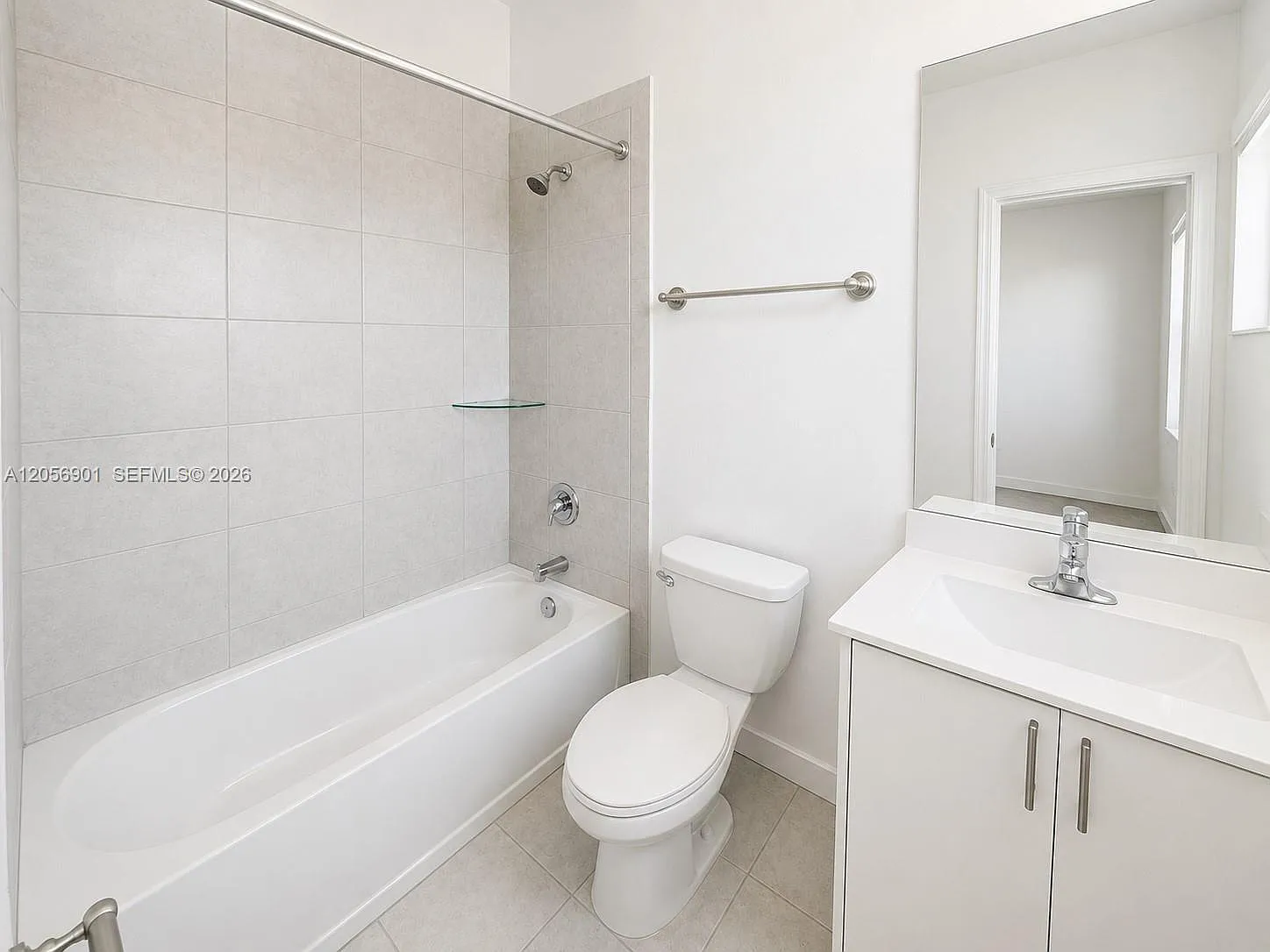 3 bed, 3.0 bath, $2,500 — Photo 4