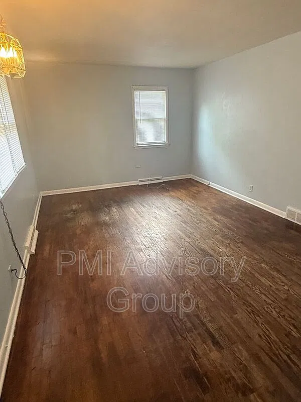 1 bed, 1.0 bath, 624 sqft, $675 — Photo 2