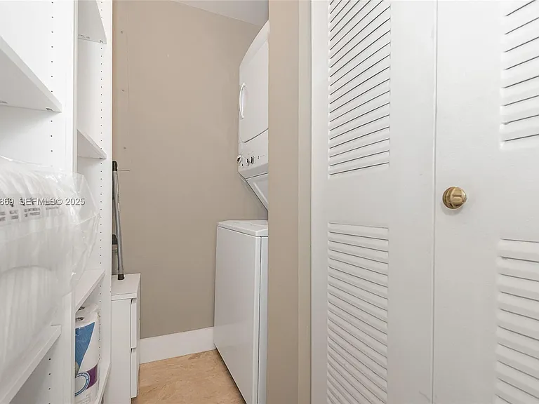 17555 E Atlantic Blvd #1005 — Photo 36
