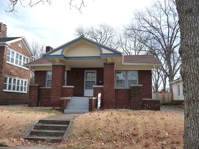 1st image of 238 Barton Ave