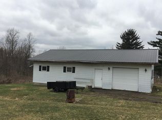 9175 Station Rd, Erie, PA 16510