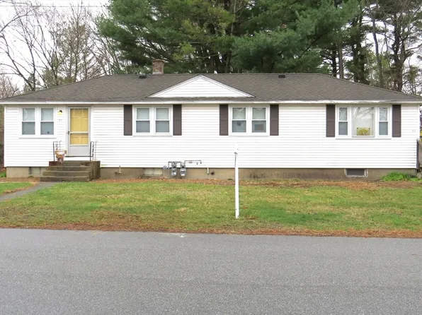 35-37 Neillian St, Bedford, MA 01730