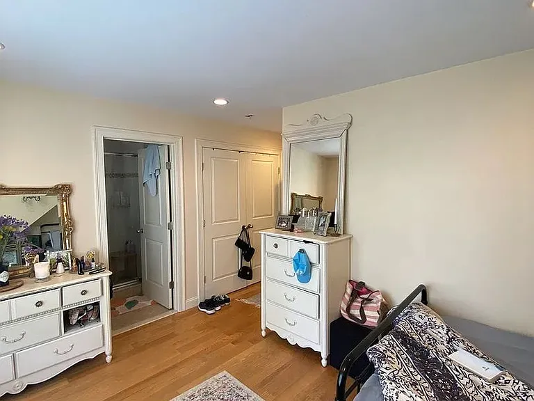 8 Sparhawk St #D1 — Photo 17